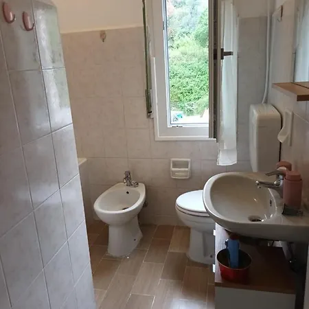 La Spada Nella Roccia Apartman *